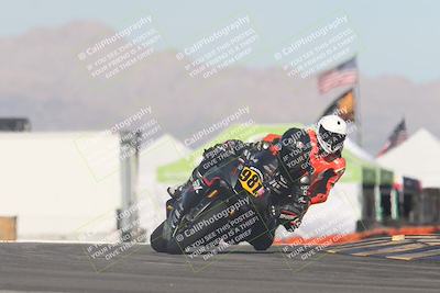 media/Jan-18-2026-CVMA (Sun) [[519f600f45]]/Race 12- Formula 40 MW and LW/